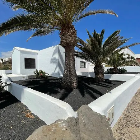 Bungalow Con Bonita Vistas Al Mar, Freewifi, Terraza, Playa Cerca *