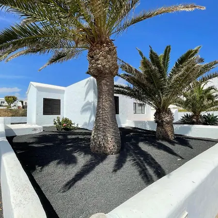 Bungalow Con Bonita Vistas Al Mar, Freewifi, Terraza, Playa Cerca * Charco del Palo