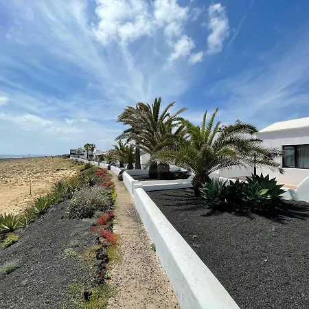 Bungalow Con Bonita Vistas Al Mar, Freewifi, Terraza, Playa Cerca Appartement