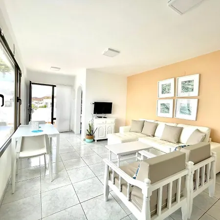 Bungalow Con Bonita Vistas Al Mar, Freewifi, Terraza, Playa Cerca